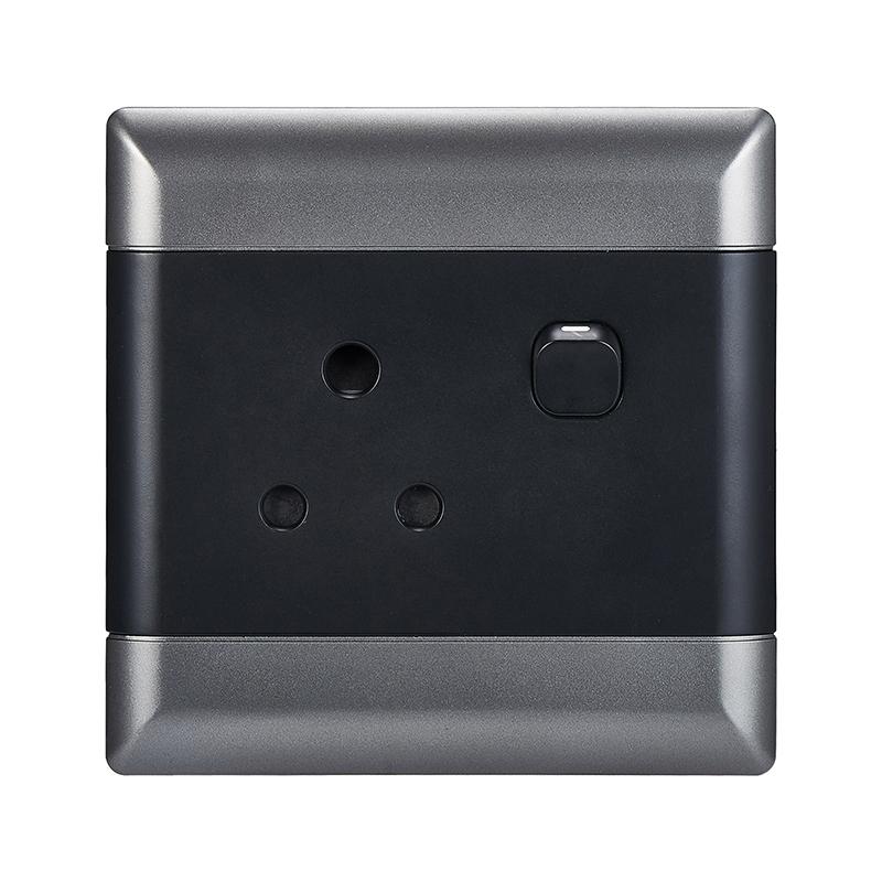 NEU 4x4 Socket - Silver/Colour (NESSC44)