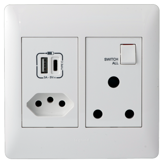 Legrand 701047 Ysalis White Monoblock with 3A USB A&C, Euro & RSA 4x4 Wall Socket