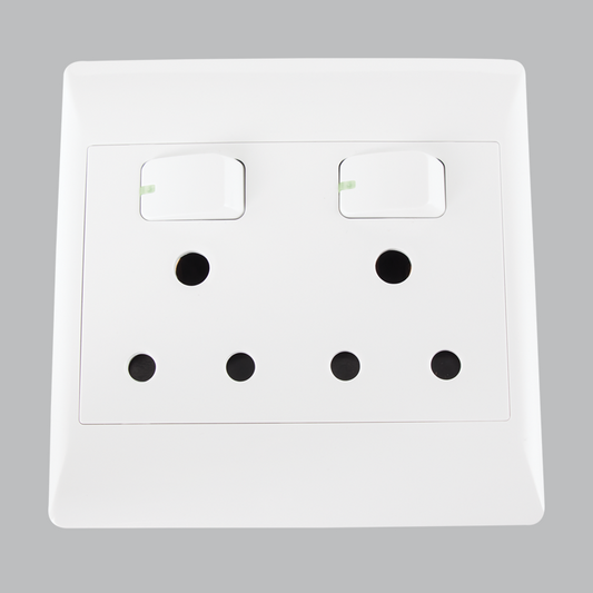 Bright Star EPL321 WHITE 16 AMP DOUBLE PLUG 4 X 4 (5 per box)