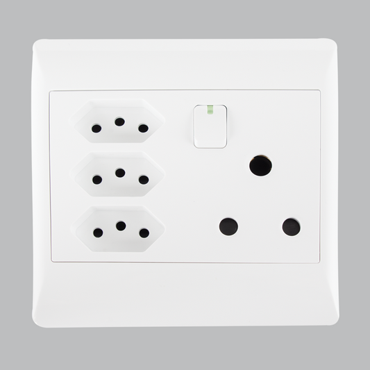 Bright Star EPL325 WHITE 16 AMP PLUG + 3 ZA PLUGS (5 per box)